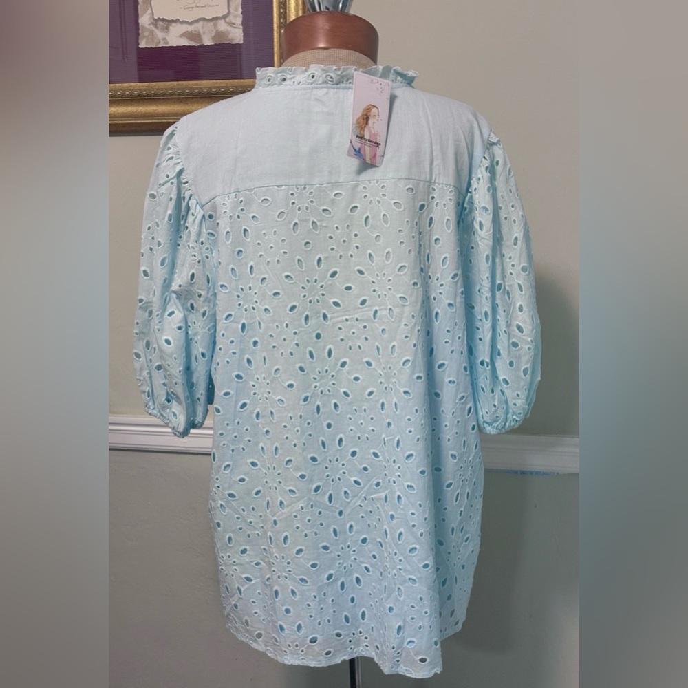 NWT Pretty Garden Eyelet Puff Sleeve Top • XL - Picture 8 of 12